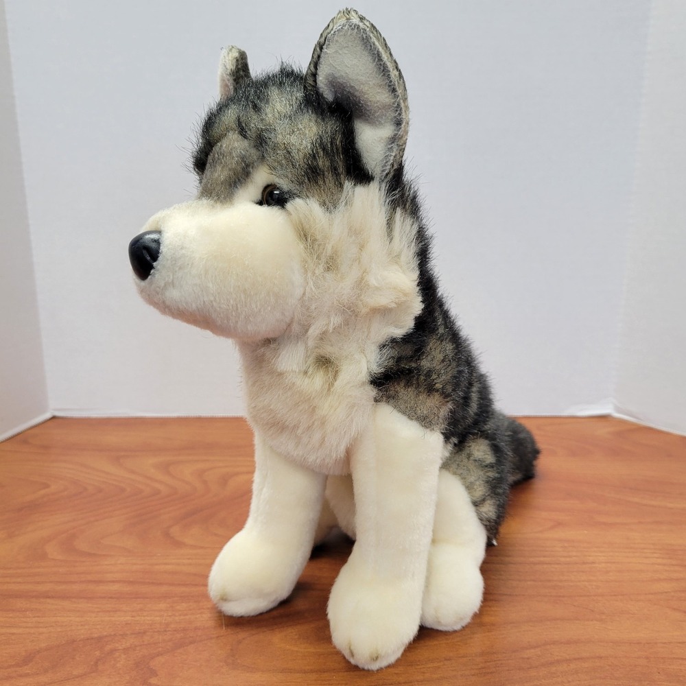 Douglas Wolf plush‎ from Bass Pro Shops